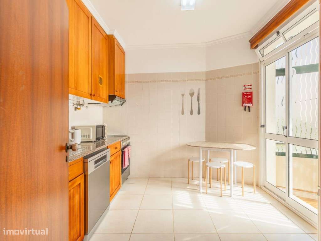 Apartamento T2 no Centro de Caniço, Santa Cruz-8