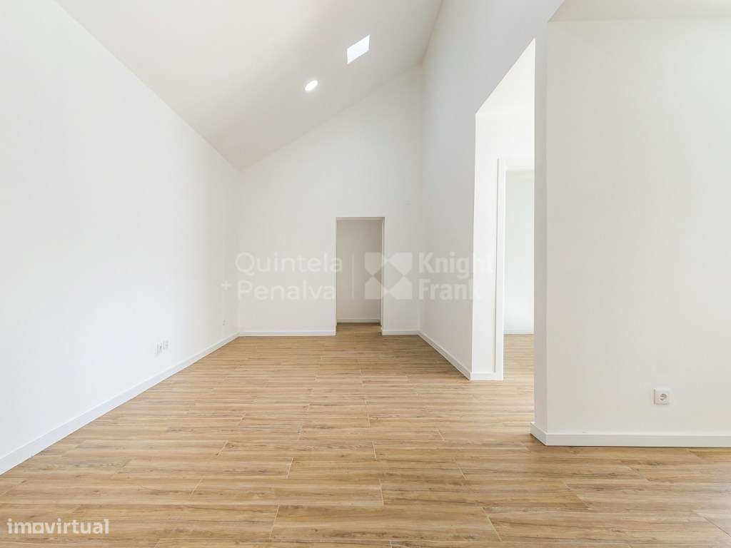 Moradia T2 com logradouro para arrendar no Barreiro - Grande imagem: 4/24