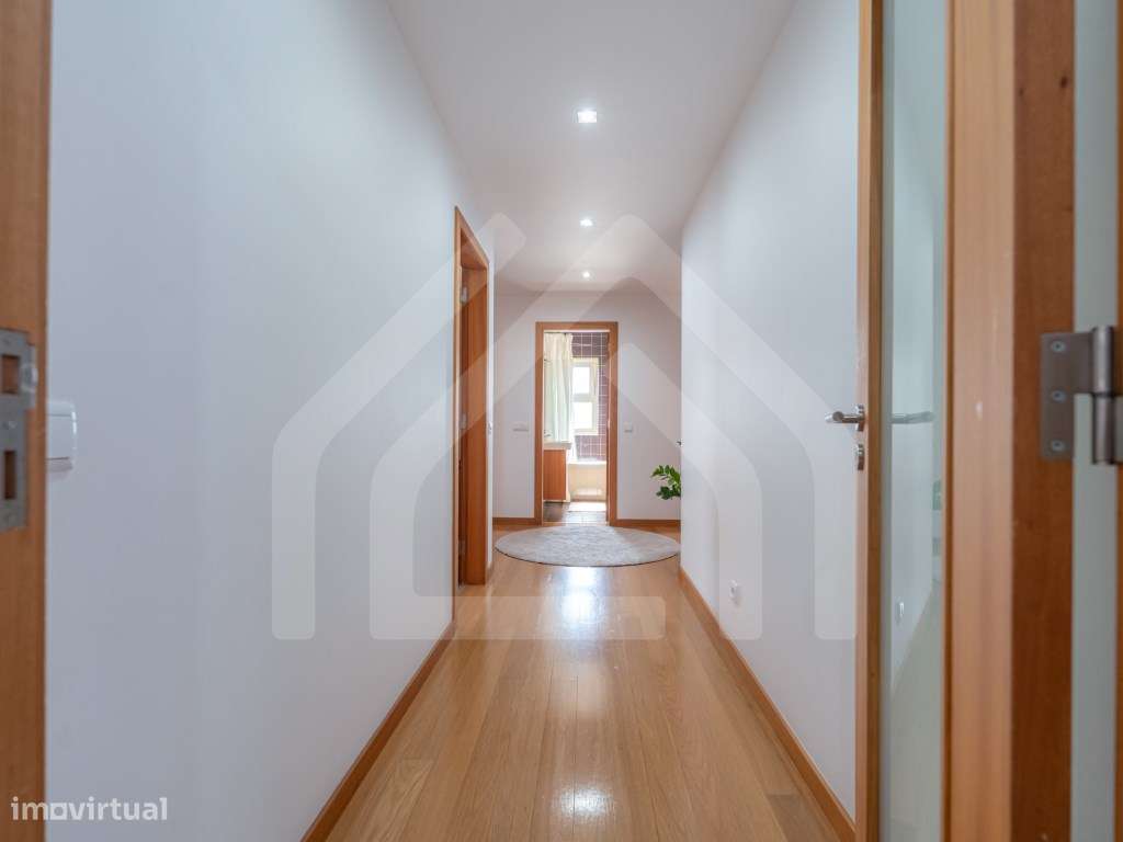 Apartamento T3 | Com aproveitamento de sótão | Alqueves-9