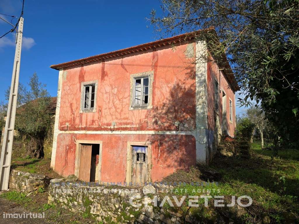 Casa Tradicional de Pedra com Adega, Anexos e Terrenos em Rego da M... - Grande imagem: 5/60