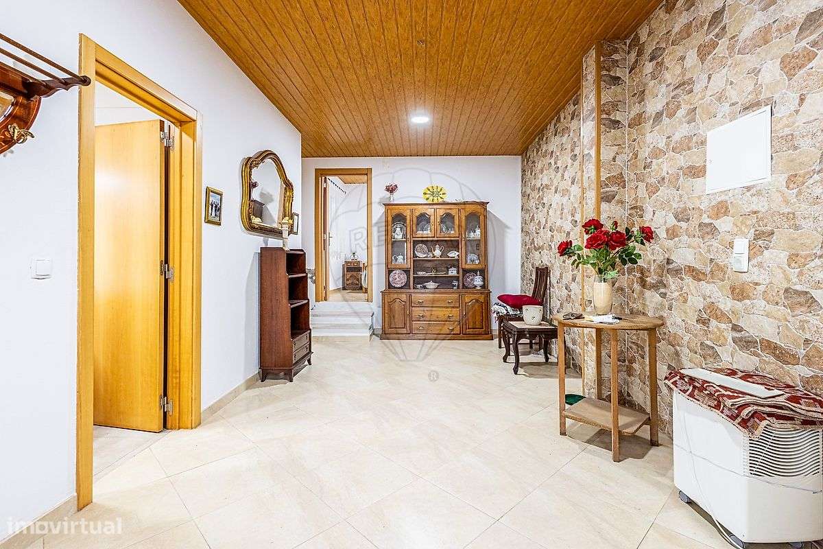 Moradia T2 para venda - Grande imagem: 5/32