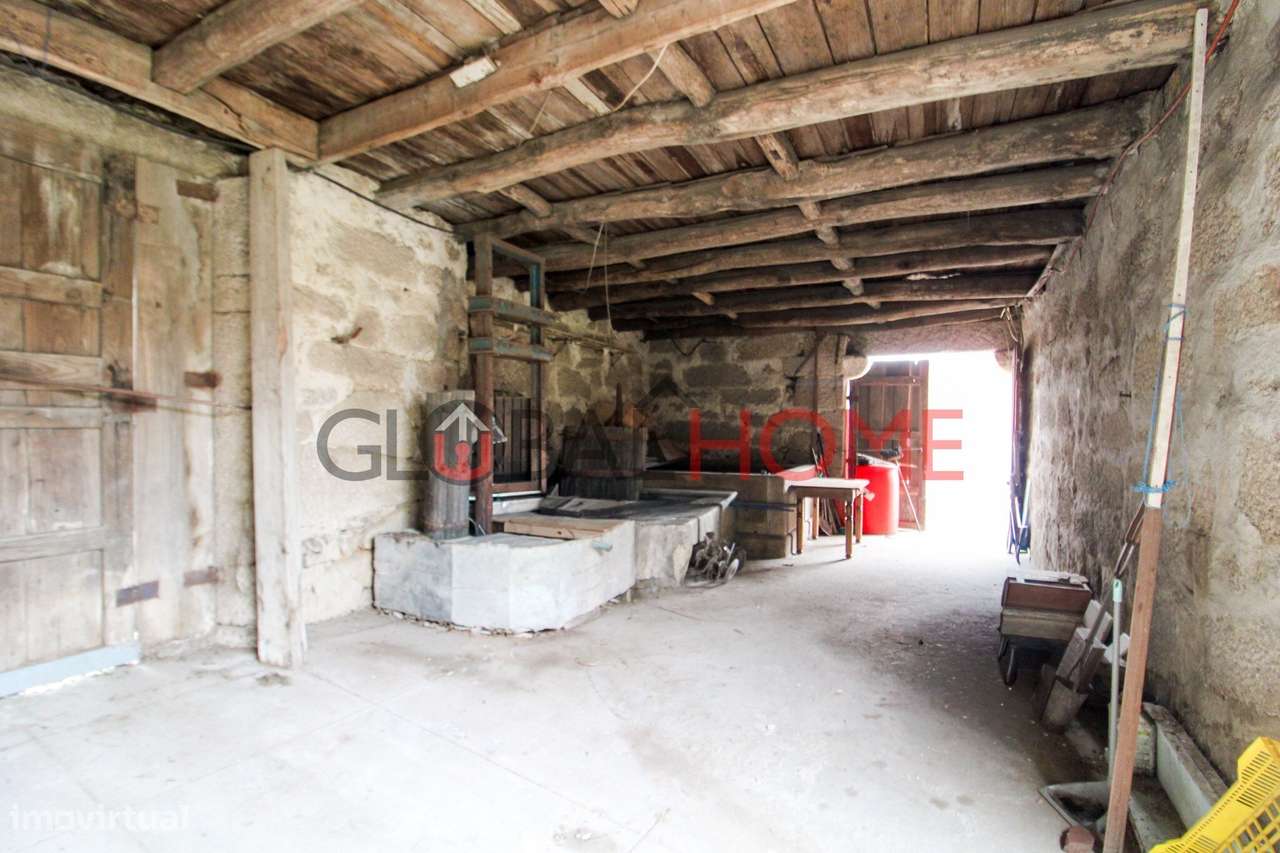 Quinta para Reabilitação com 1.251 m² em Águas Santas-25