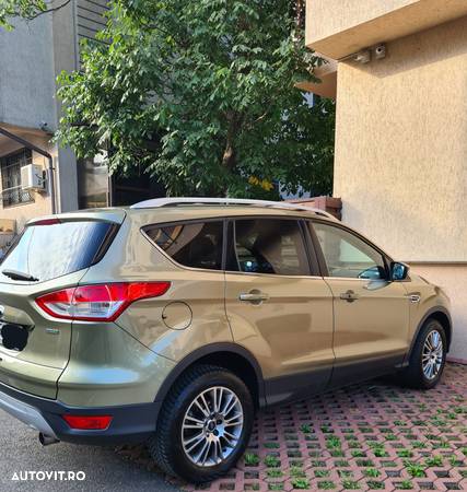 Ford Kuga - 9