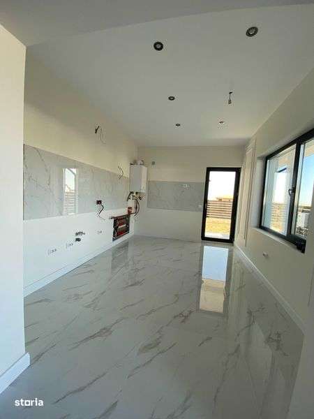 MUTARE IMEDIATA! Casa 4 Camere 2 bai, 636mp teren, Miroslava-Vorovesti - Imagine principală: 5/8