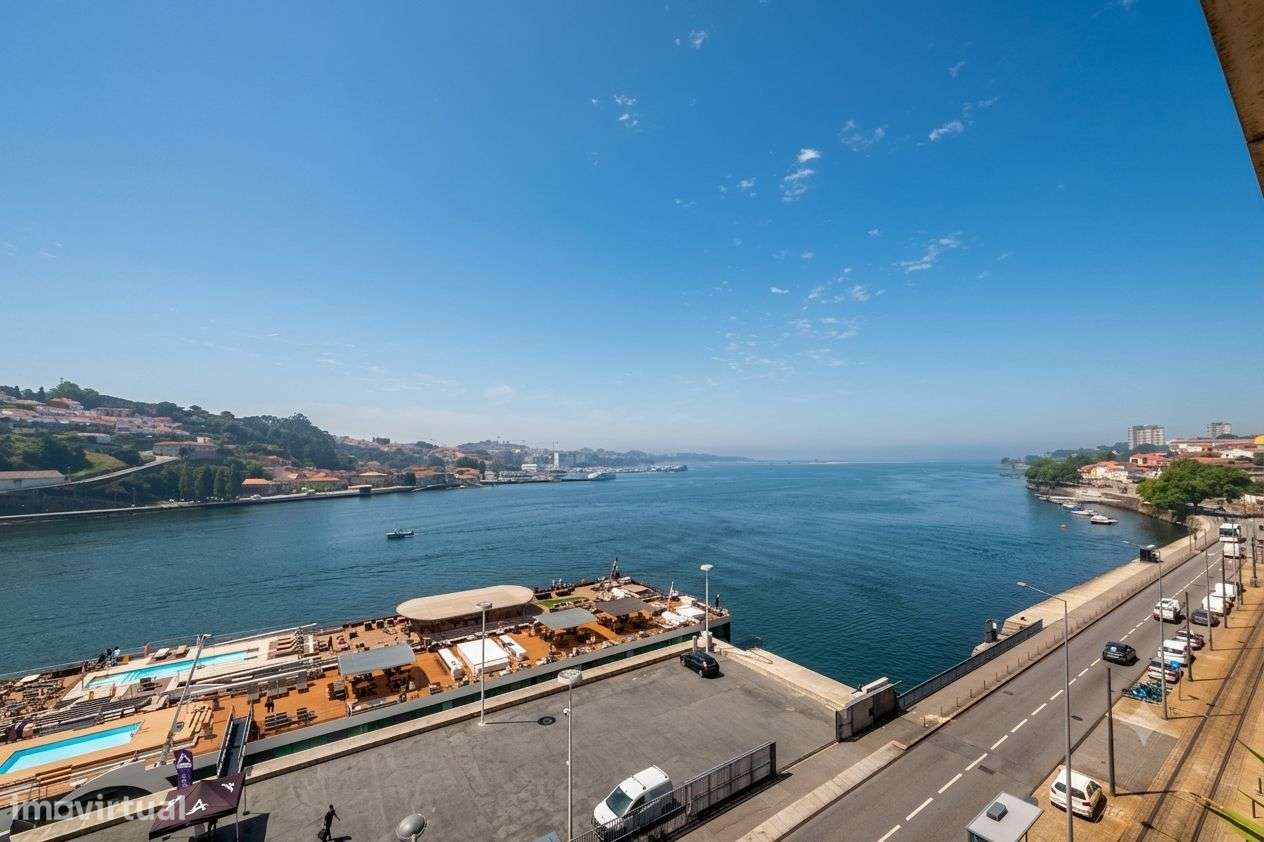Apartamento Frente de Rio Douro-30