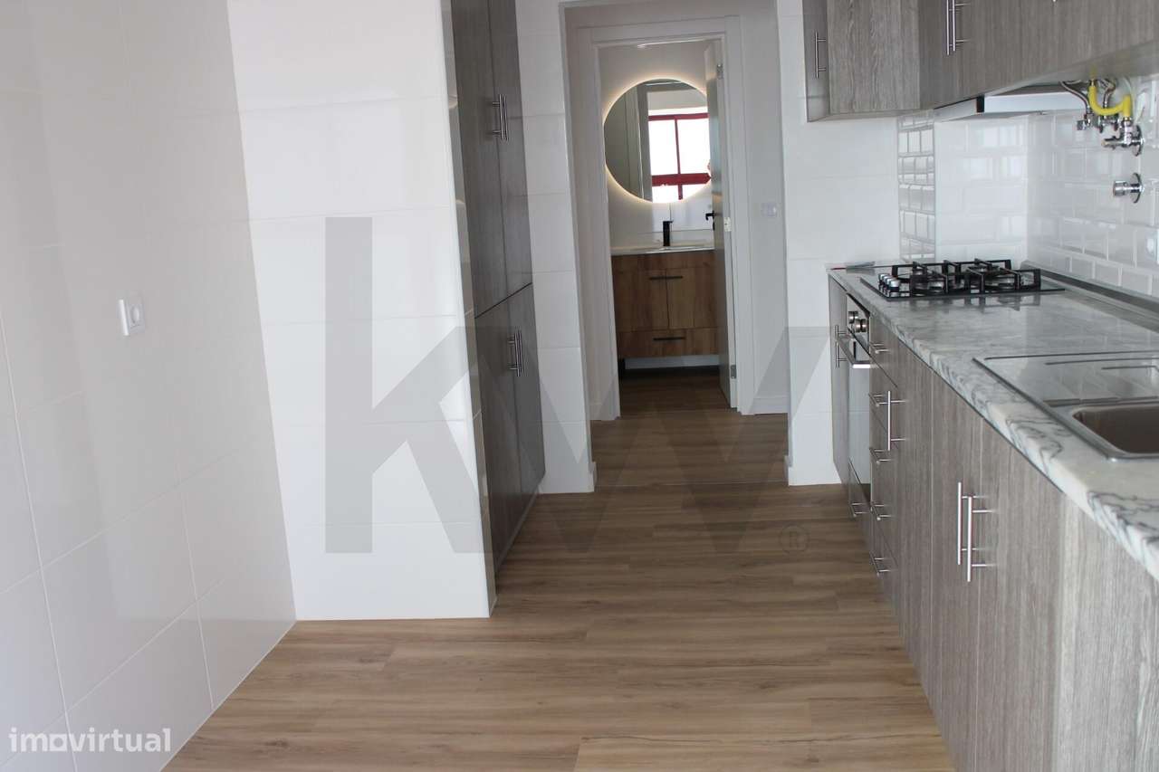 VENDE-SE APARTAMENTO T3 TOTALMENTE REMODELADO EM ÉVORA-15