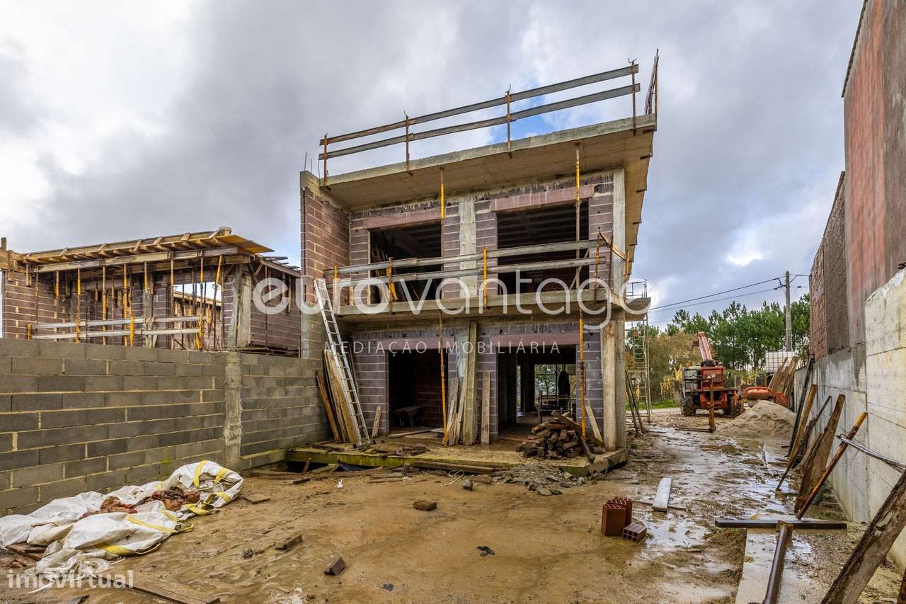 Moradia T3+1 às portas da cidade de Leiria-9