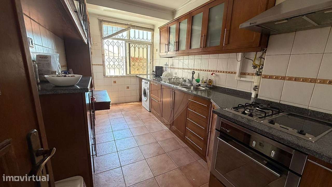 Apartamento – Amadora, Quinta Nova, Mina - Mais