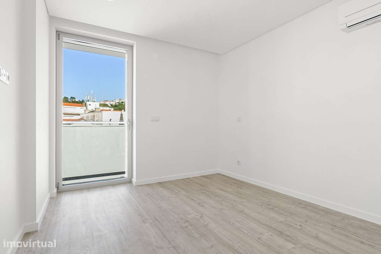 Apartamento T3 de luxo, NOVO, praia, vista mar, piscina!-15