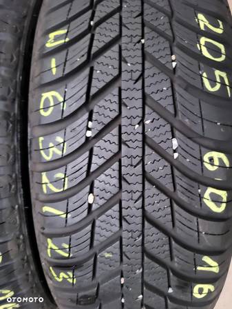 205/60r16 (W632/23)01 2szt 7/8mm N Blue 4Season NEXEN 2021r CAŁOROCZNE - 2