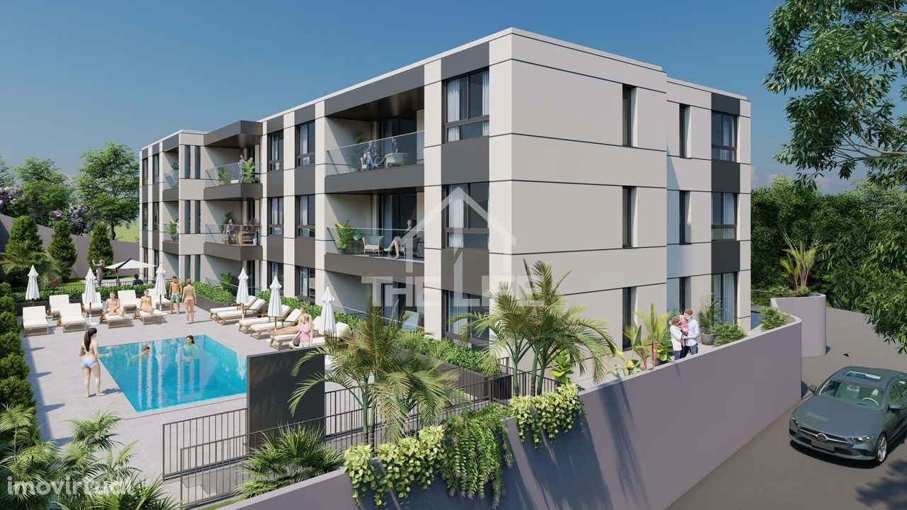 Apartamento T1 com jardim e quintal para venda em Santo António, Funch