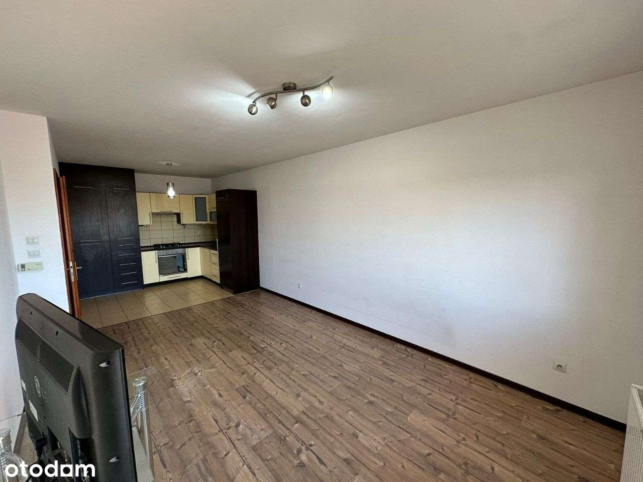 Mieszkanie do wynajęcia - Balkon - 1 piętro - Englerta - Pełny obrazek: 5/14