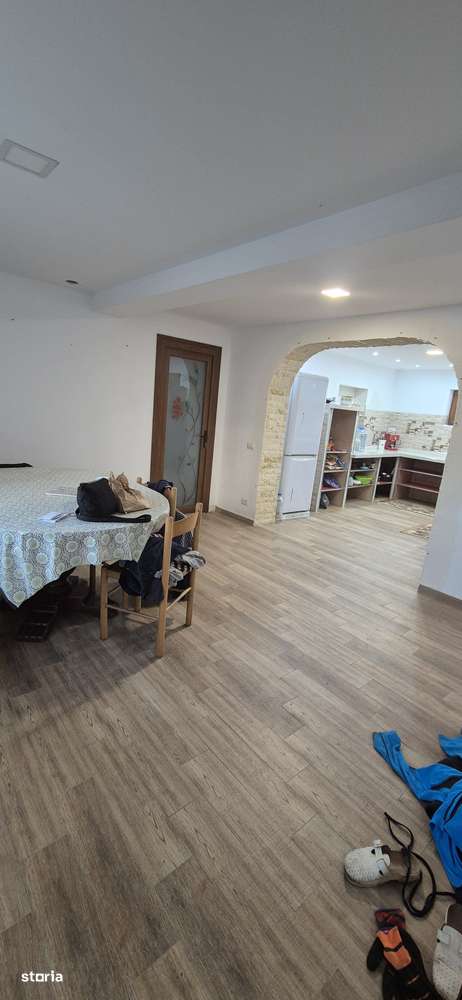 Vila in Adjudeni - Imagine principală: 4/20