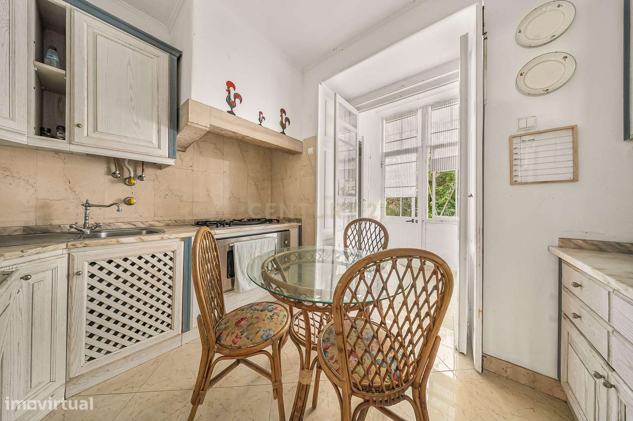 Apartamento T4 Av Almirante Reis Lisboa