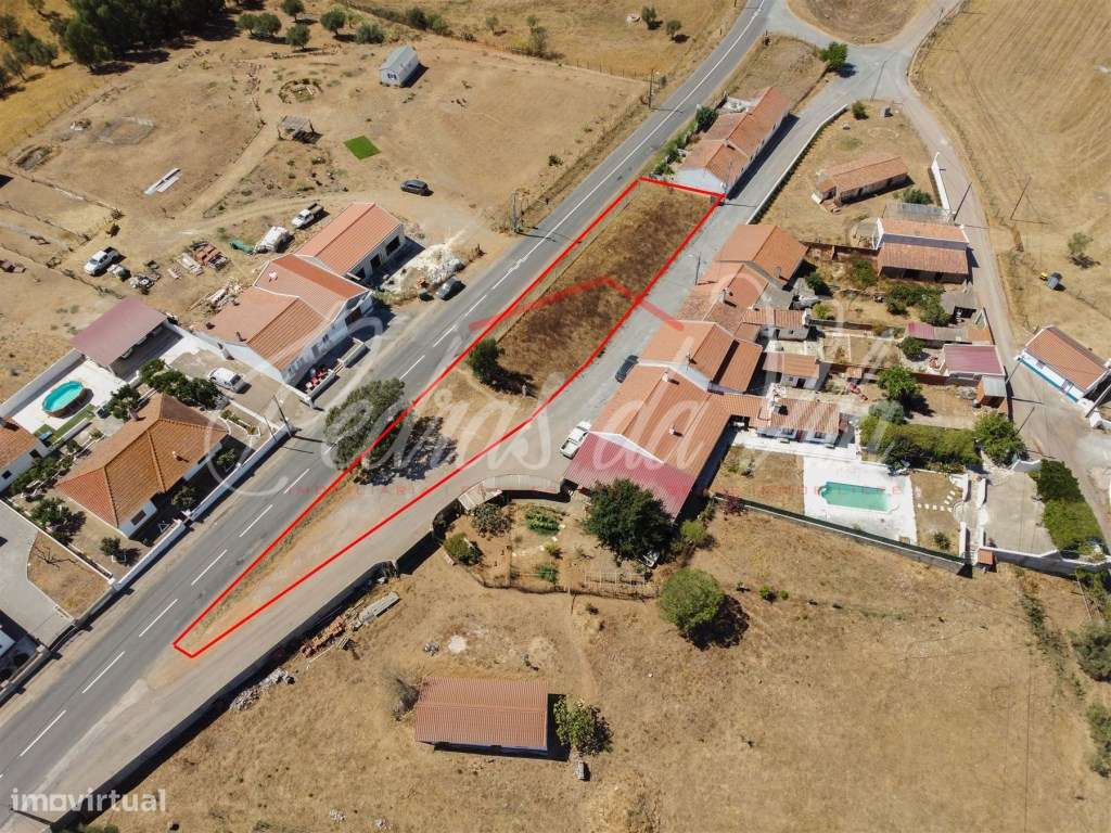Terreno urbano com 700m2 de construção em Colos - Odemira-9