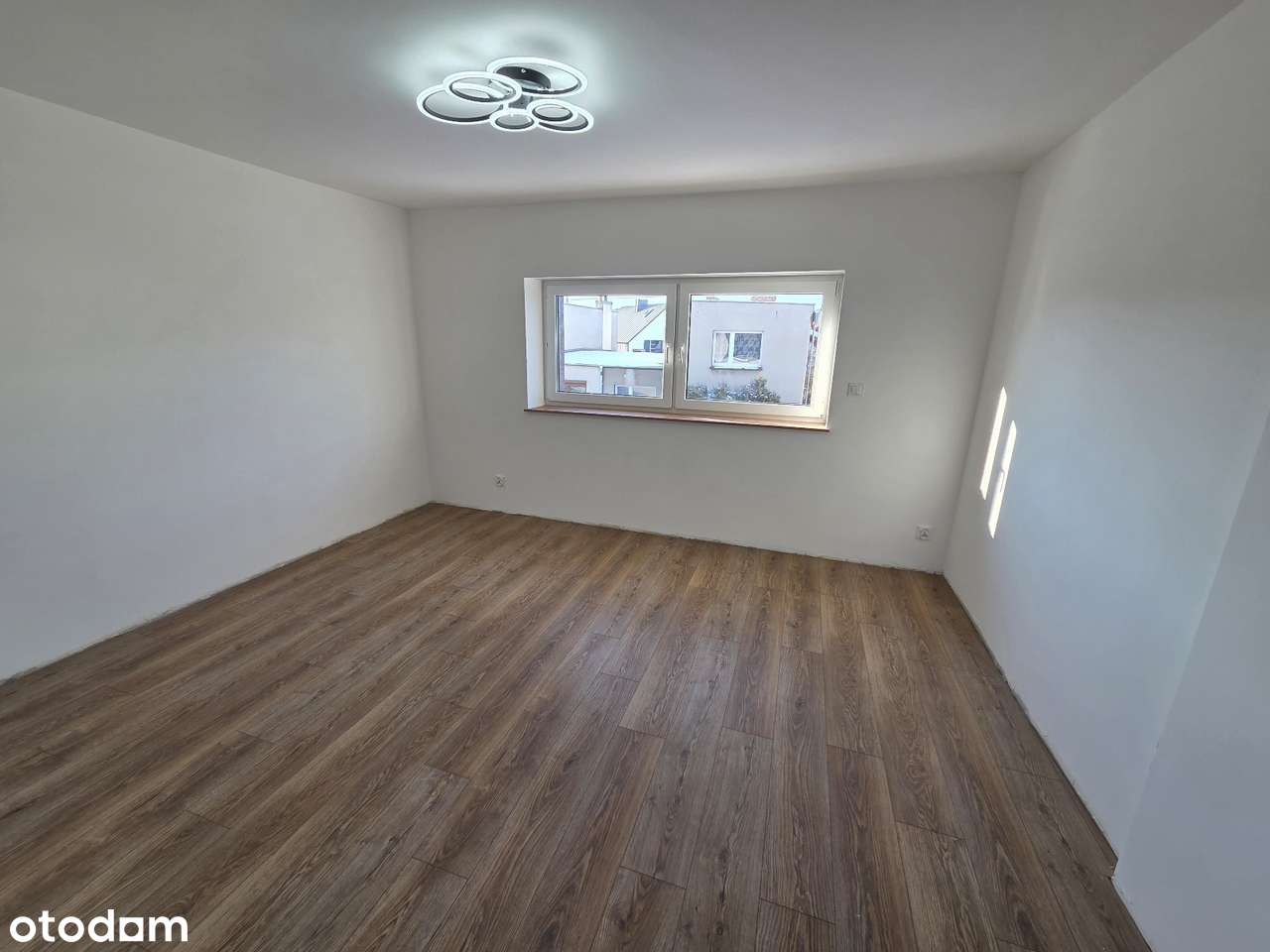 Na sprzedaż KOMFORTOWY DOM bliźniak 159 m2 - Leszno - Gronowo-10