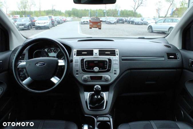 Ford Kuga - 21