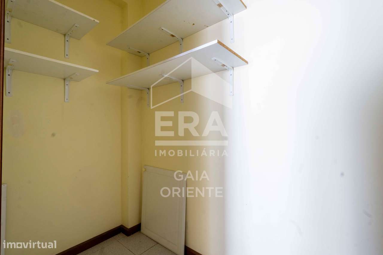 T3 com Garagem junto à Praia de Matosinhos-19