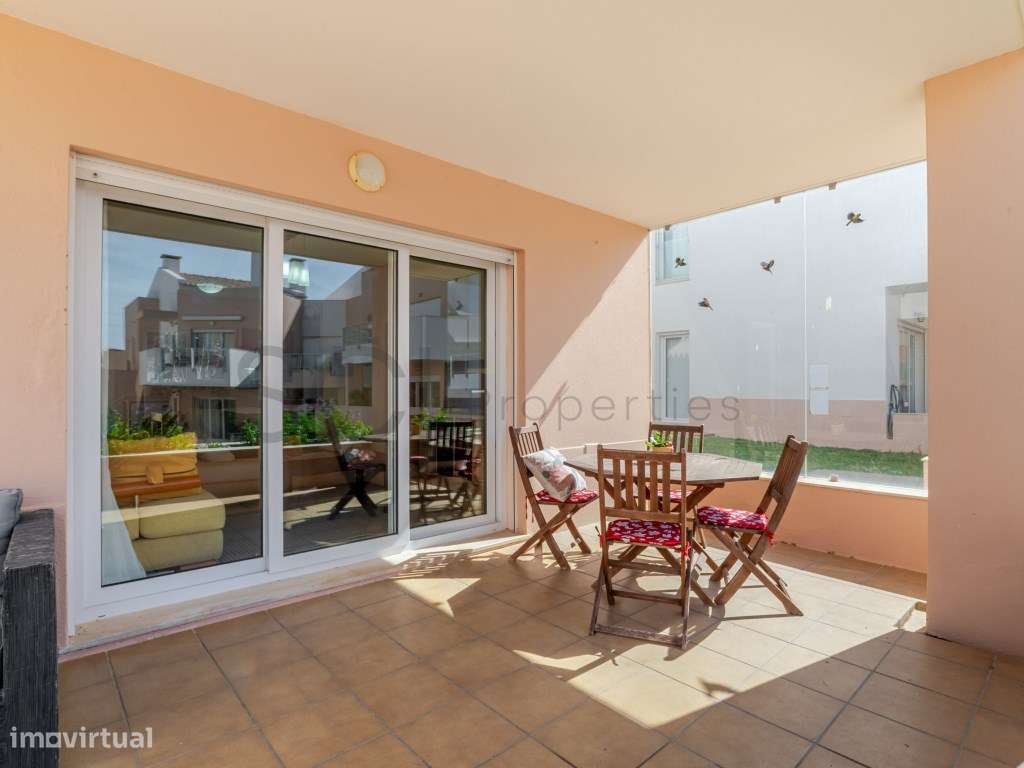 Apartamento T2 com piscina privativa em Burgau.-29