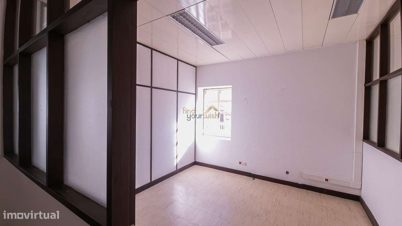 Armazém de cerâmica localizada no centro de Vestiaria.-6