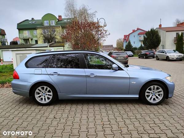 BMW Seria 3 318d Touring - 7