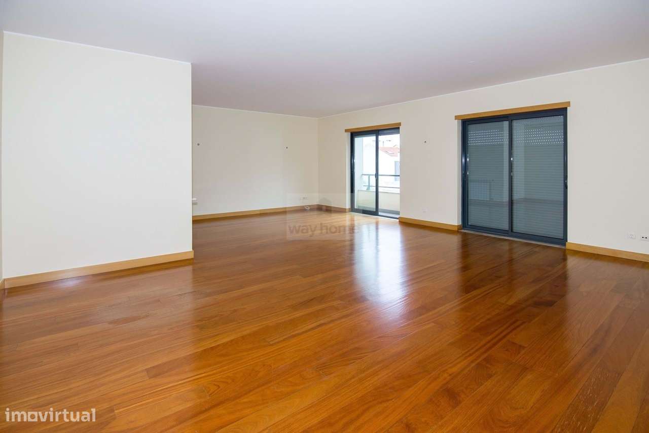 Apartamento T3 | Condomínio Privado Páteo Sá Miranda | Alto de Sto. Am-2