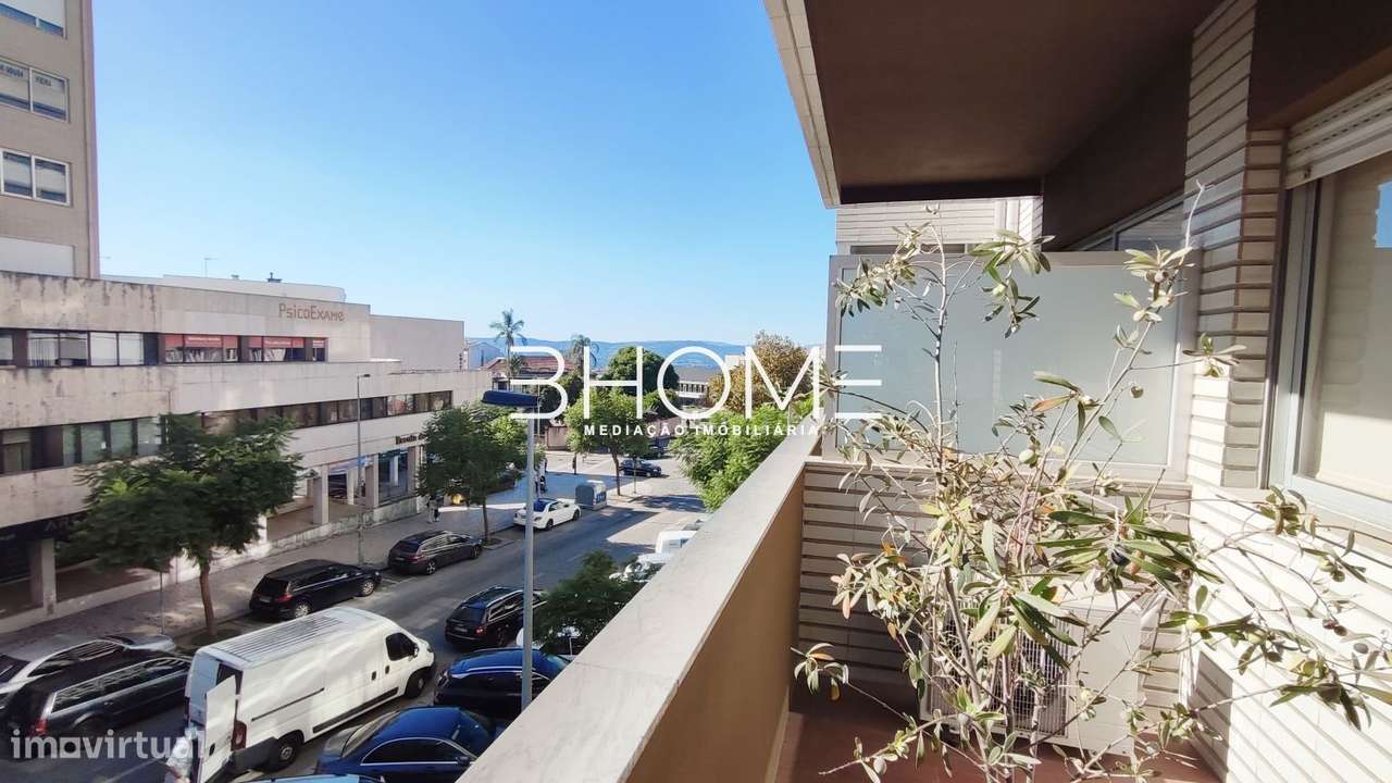 OPORTUNIDADE  - Escritório com Varanda no Centro de Braga!! - Grande imagem: 5/10