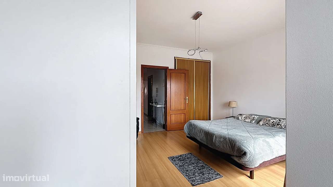 Moradia Familiar Soalheira em Excelente Localização – Bacelos de Gaio-2