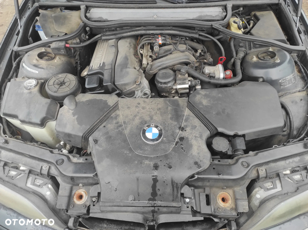 BMW E46 2.0B 143KM 2004R Cały na części !!! - 9