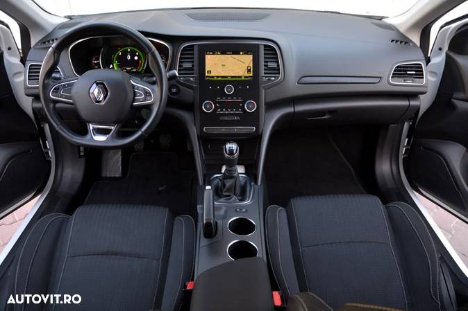 Renault Megane BLUE dCi 115 INTENS - 10