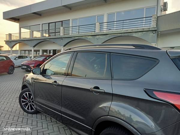 Ford Kuga 1.5 EcoBoost 2x4 ST-Line - 10