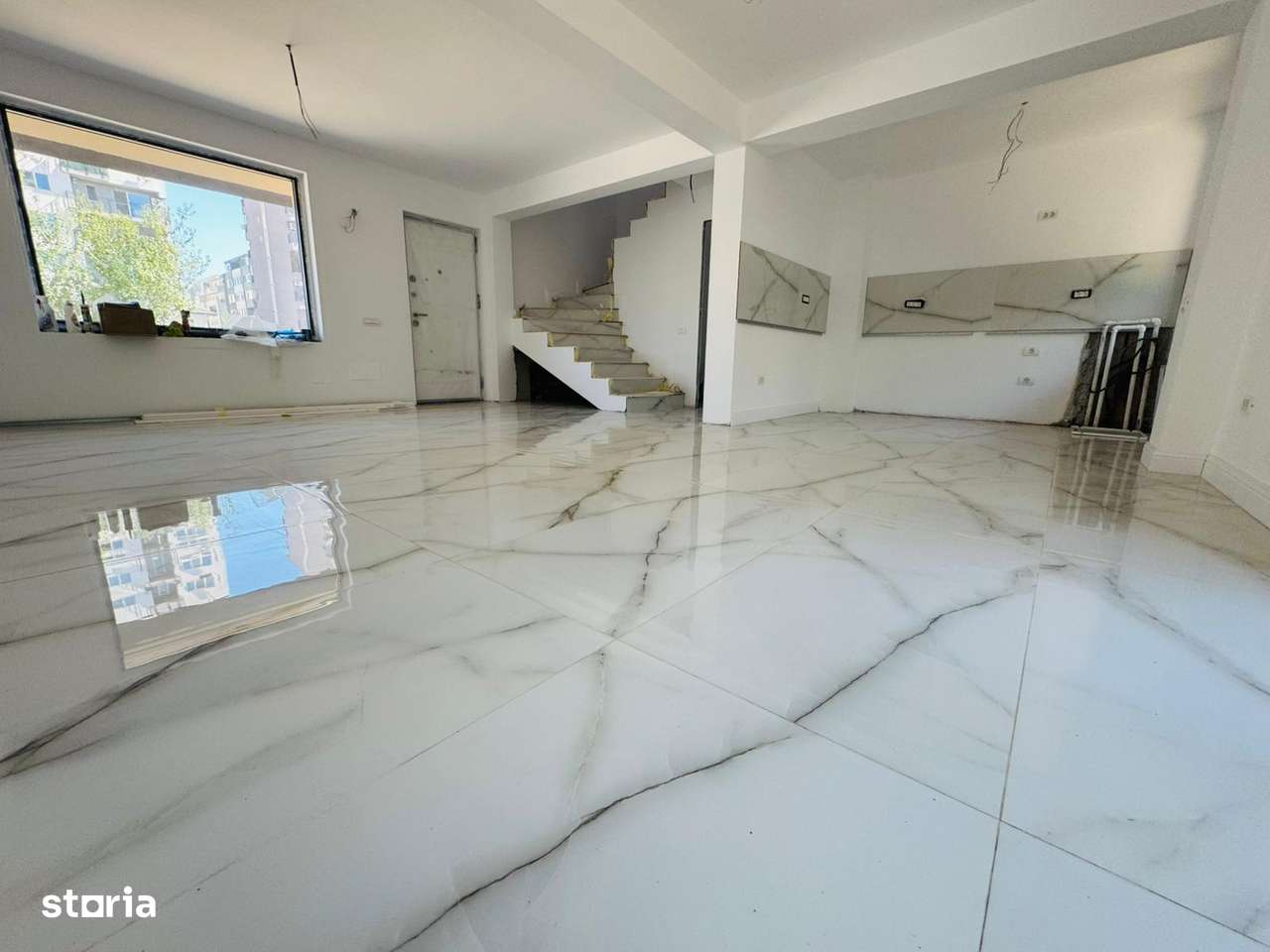 VILĂ TIP DUPLEX – P+1+M – 133 MP UTILI TEREN 180,5 MP - Imagine principală: 4/11