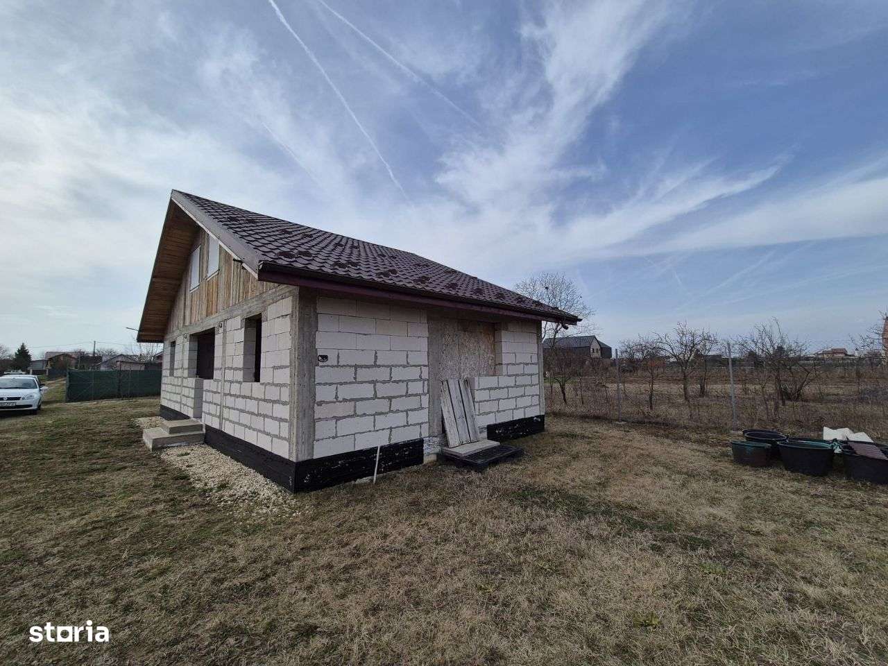 Caciulati, vanzare casa 3 camere la rosu, teren 500mp.-2