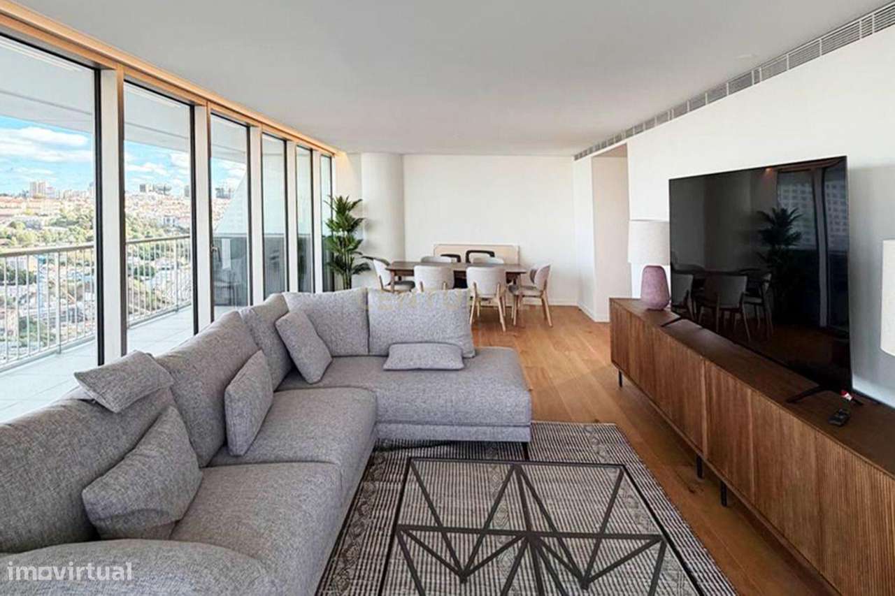 Apartamento T3 de Luxo  Vistas Espetaculares – Infinity Tower, Lisboa - Grande imagem: 2/17