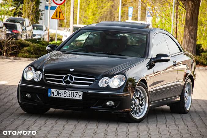 Mercedes-Benz CLK Coupe 200 Kompressor Avantgarde - 2