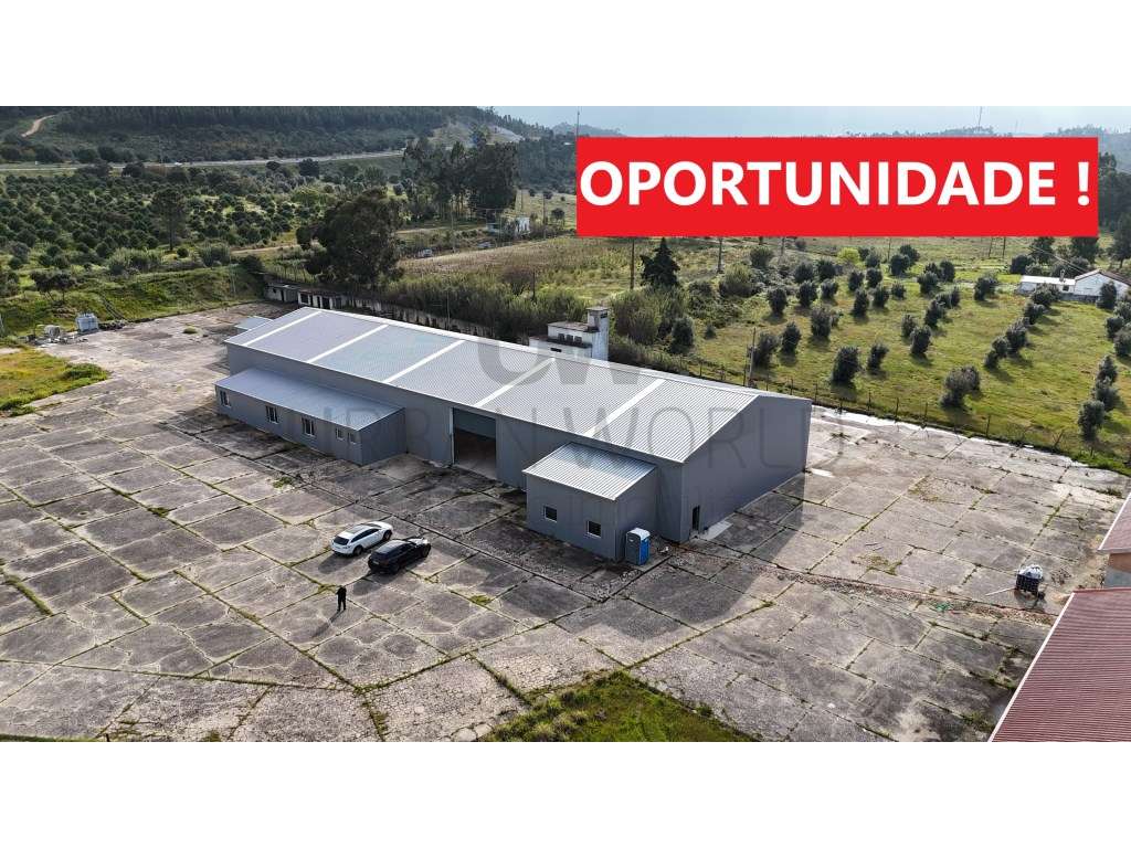 Armazém Industrial - Recuperado , Rio de Moinhos, Abrantes, 1.867 m² - Grande imagem: 1/40