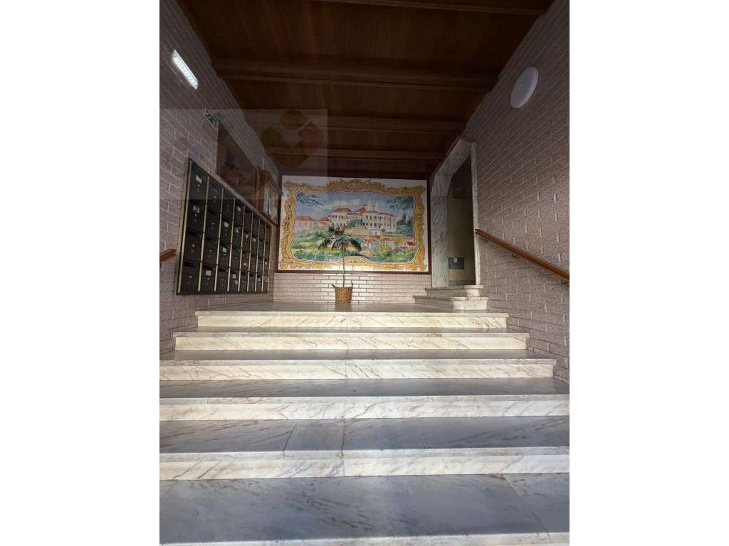 T2 REMODELADO COM TERRAÇO PRIVATIVO 555M2-33