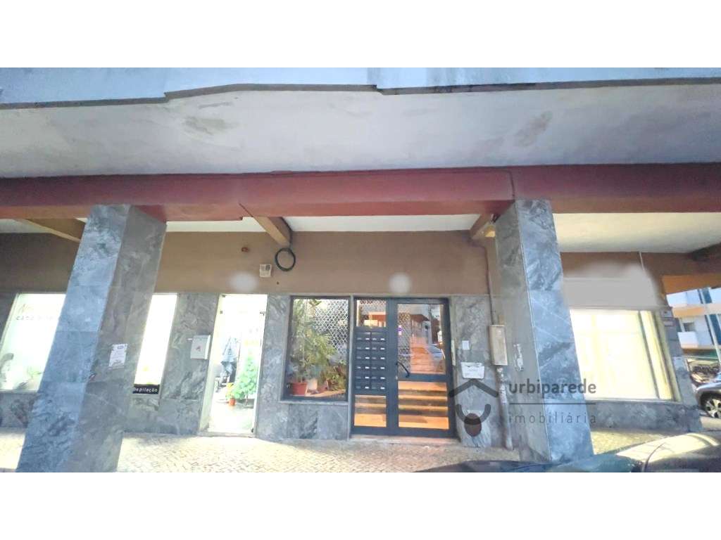 Apartamento T3, em Monte Abraão Queluz-27