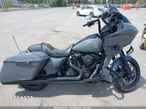 Harley-Davidson Touring Road Glide - 12