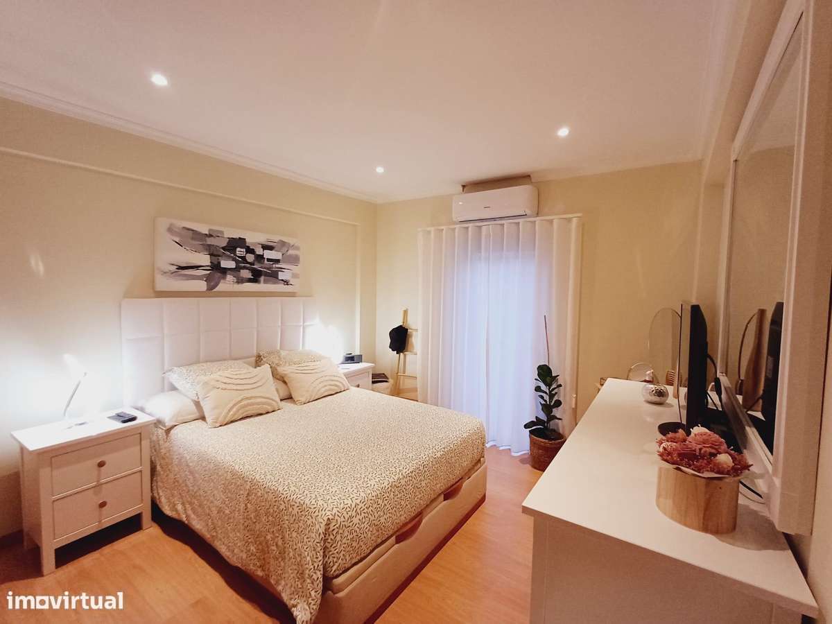 Apartamento T2 Totalmente Remodelado na Quinta do Romão, Quarteira-10