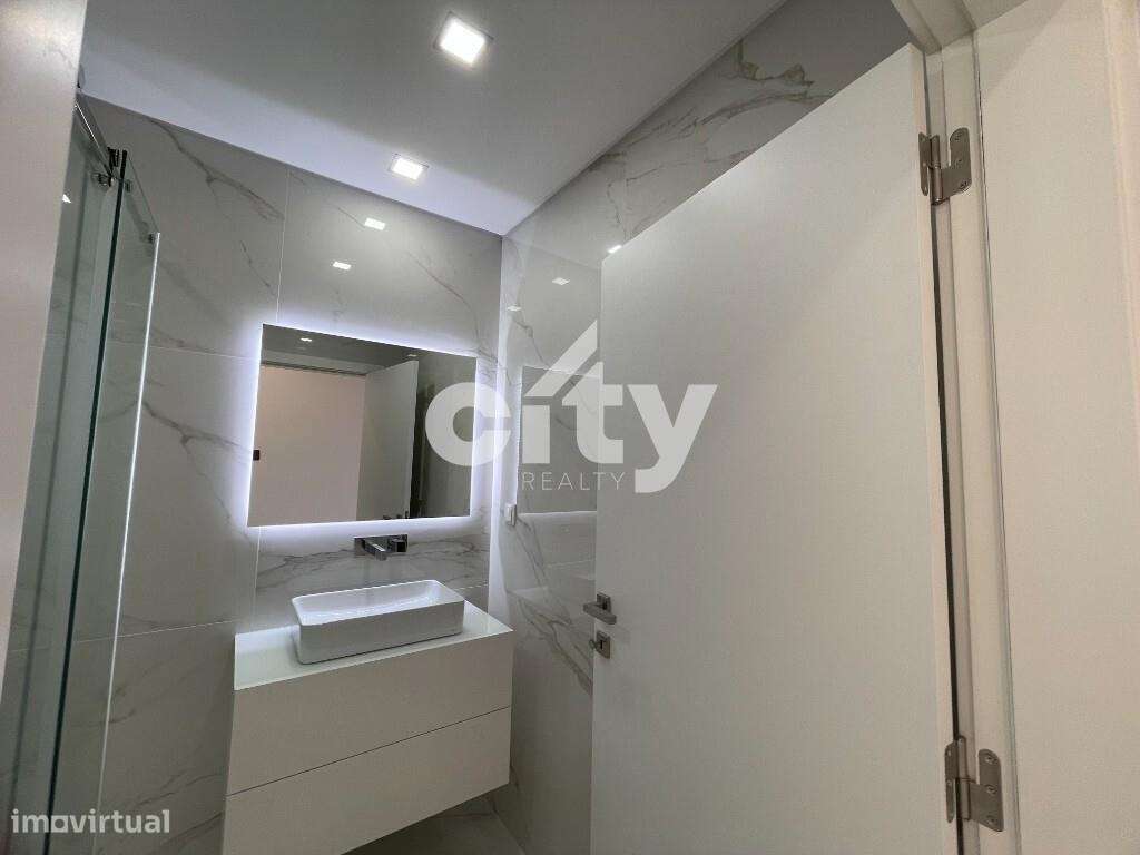 Apartamento T3 Box-12