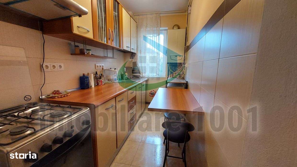 Apartament 3 camere, etaj 3, renovat, Victor Babes, zona VIVO-9