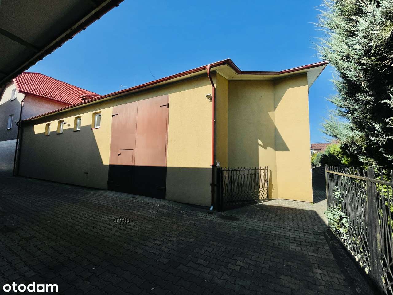 Budynk handlowo usługowy + magazyn + wiata + mieszkalne - Pełny obrazek: 4/10