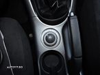 Mitsubishi Outlander 2.0 DI-D 4WD Invite - 8