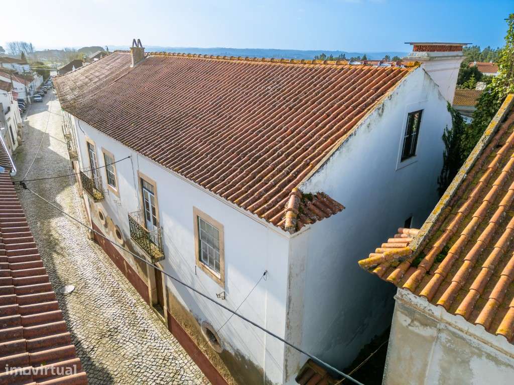 Moradia de Luxo com jardim no centro histórico de Aljubarrota, Alco...-17