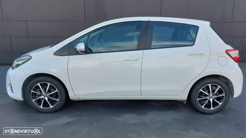 Toyota Yaris 1.0 VVT-i Comfort+P.Style - 3