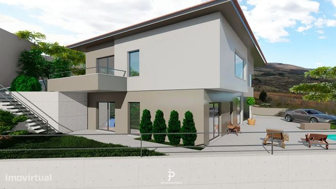 Oportunidade Única: Moradia em Bragança por 130.000€-12