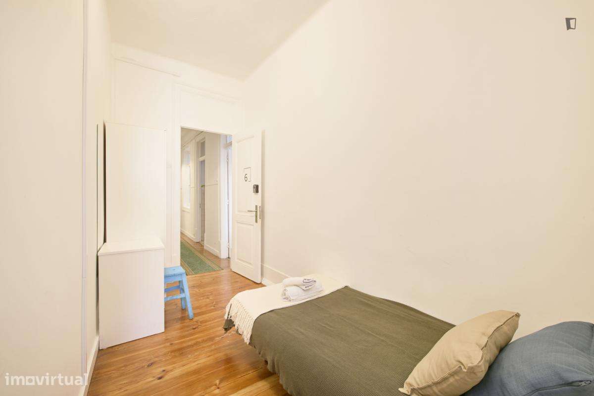 Quarto - localizado em Saldanha Lisbon - Grande imagem: 4/43