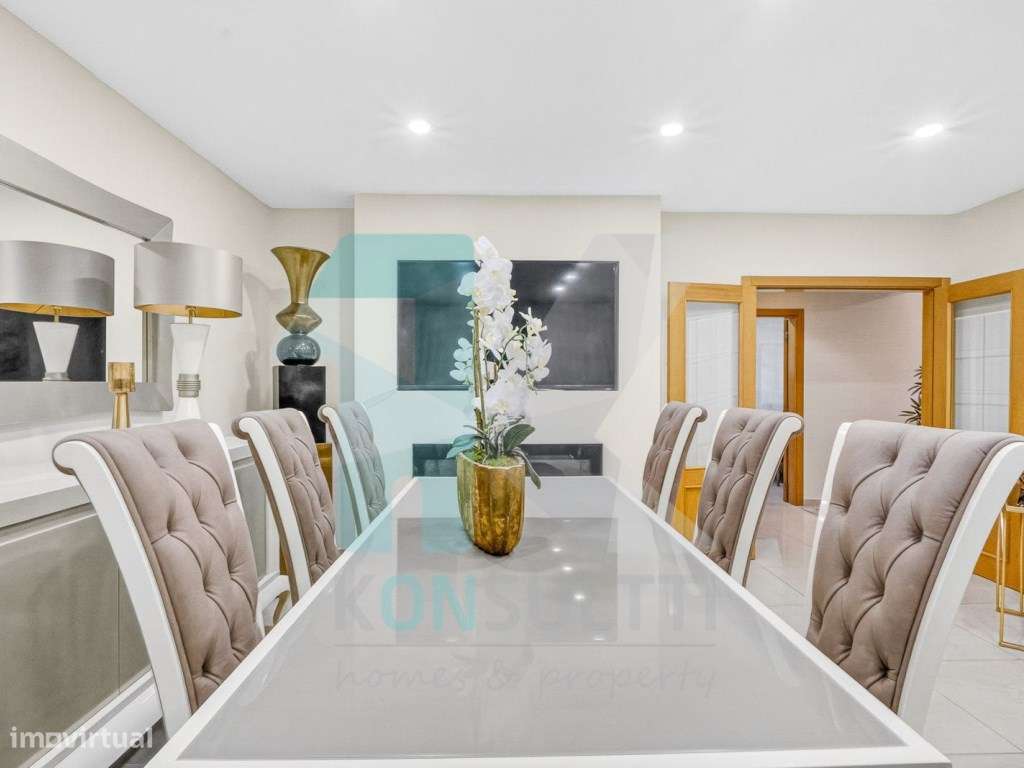 Apartamento T3 com varanda junto à Marina - Lagos-0