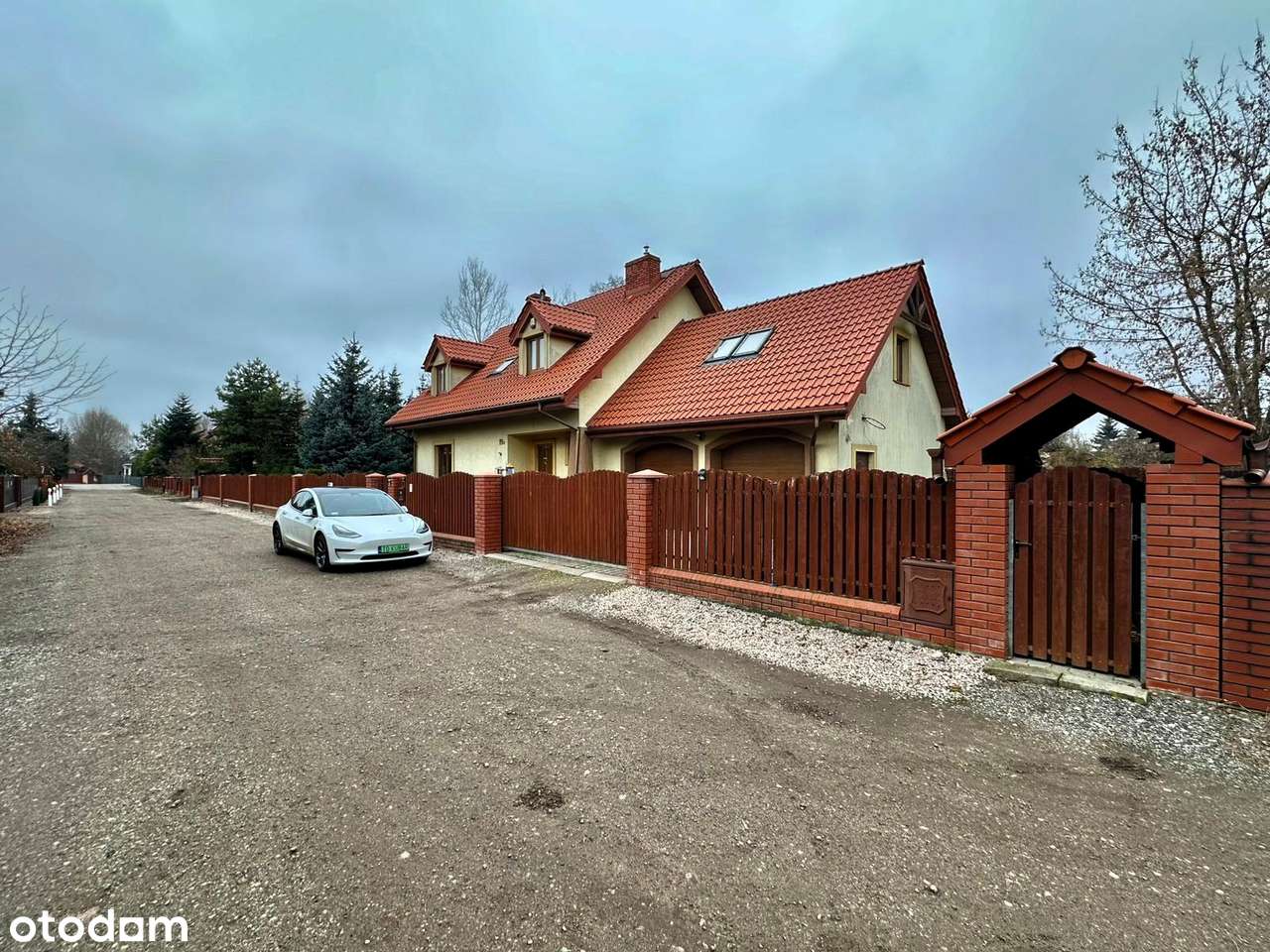 Słoneczny dom jednorodzinny, duża działka świetna okolica bez prowizji - Pełny obrazek: 2/20